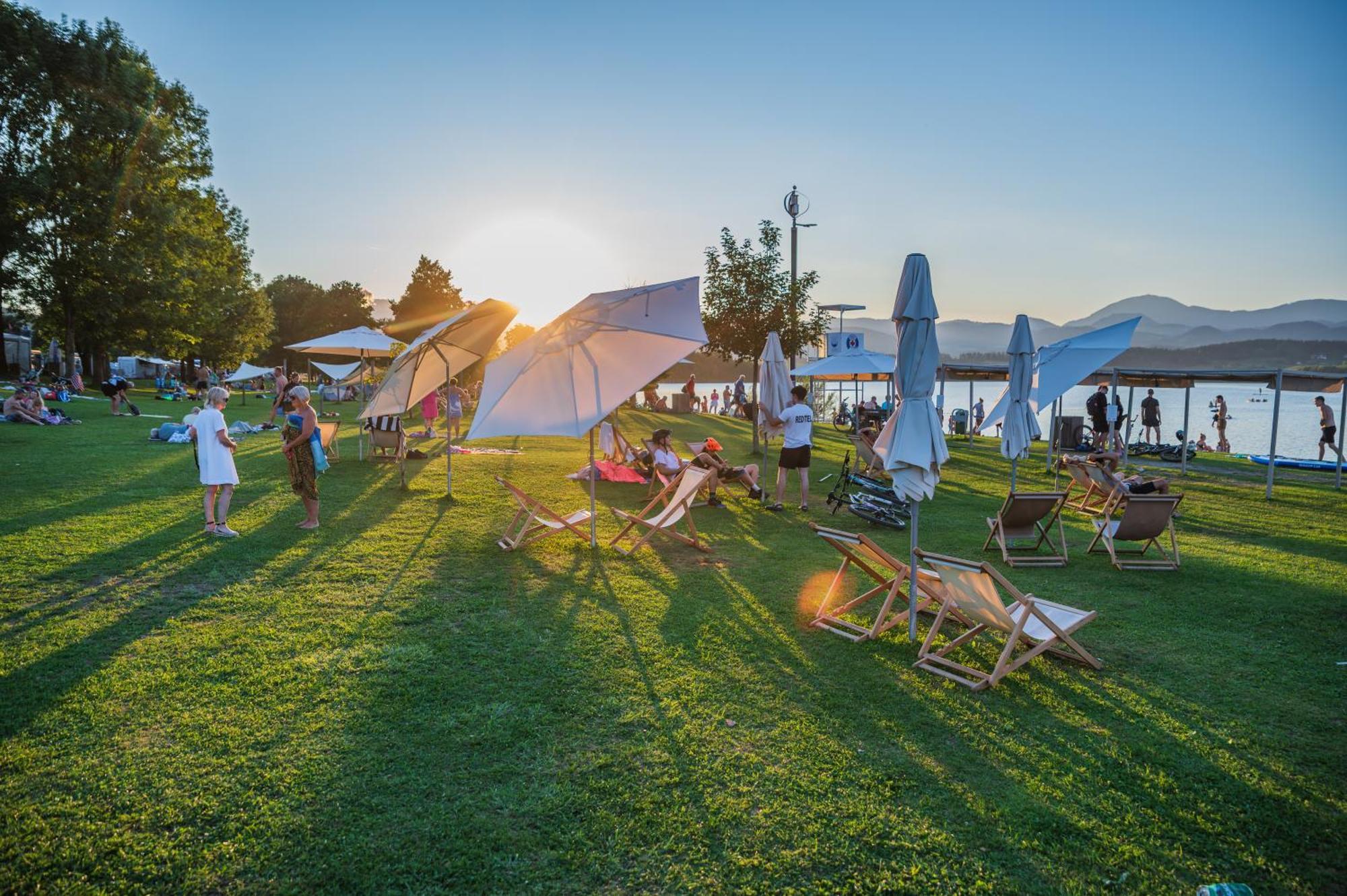 Готель Camp Веленє Екстер'єр фото
